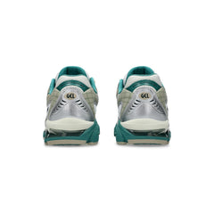 asics_gel_nimbus_101_white_rainy_lake_2025_4