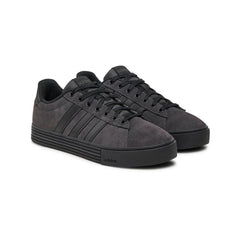 adidas_daily_40_core_black_carbon_2