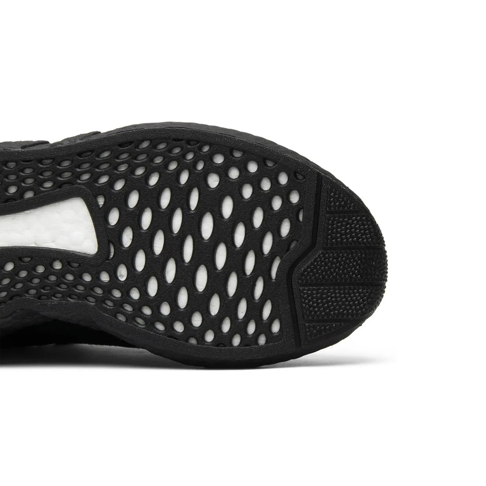 Adidas-EQT-Support-93/17-‘Triple-Black’-(New)-sole-close-up