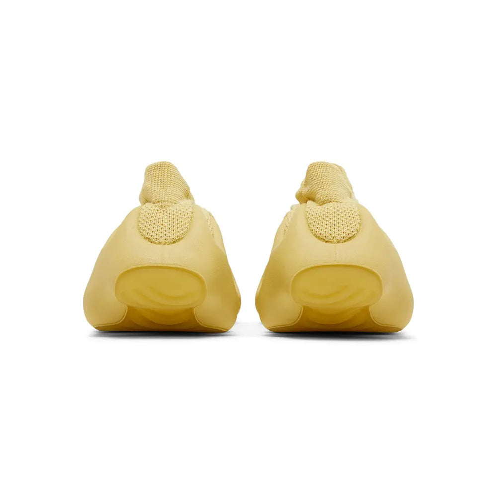 Adidas-Yeezy-450-‘Sulfur’-(2022)-4