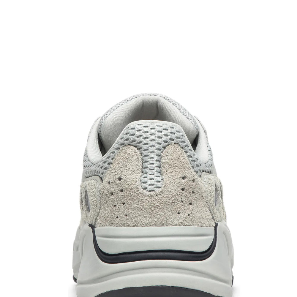 Adidas-Yeezy-700-‘Salt’-(New)-back-close-up