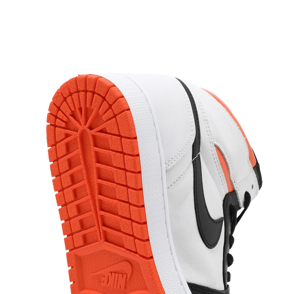 Air-Jordan-1-High-‘Electro-Orange’-8