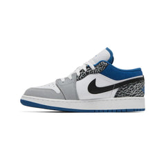 Air-Jordan-1-Low-SE-‘True-Blue’-GS-(2022)-3
