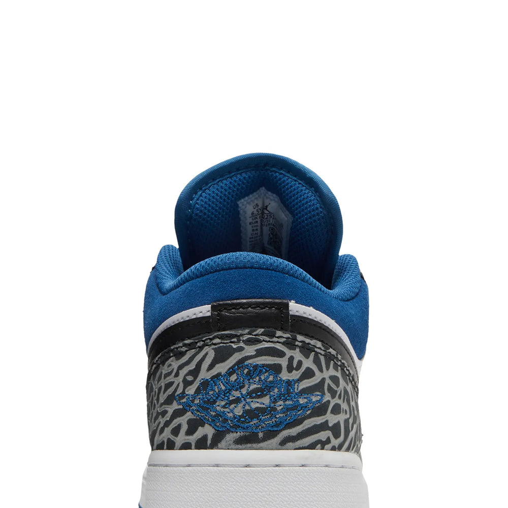 Air-Jordan-1-Low-SE-‘True-Blue’-GS-(2022)-7