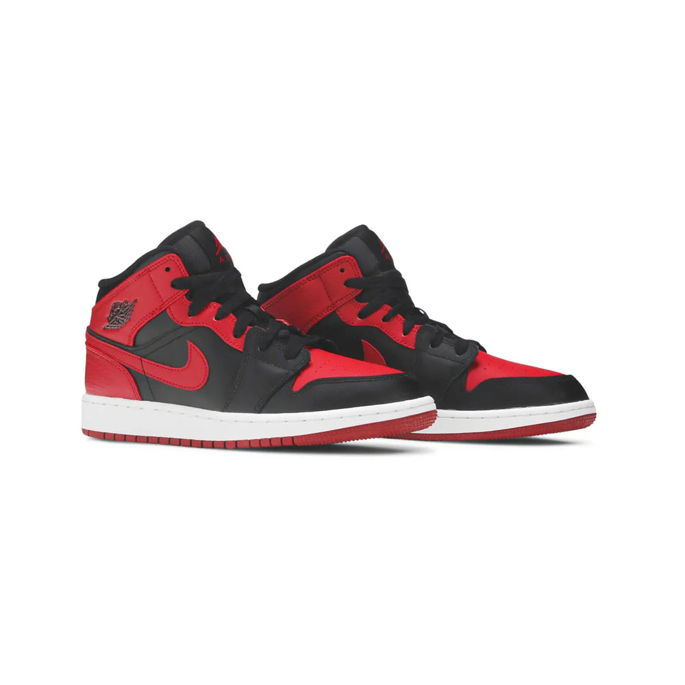 Air-Jordan-1-Mid-Banned-GS-2
