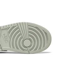Air-Jordan-1-Mid-‘Light-Smoke-Grey’-PS-(2022)-9
