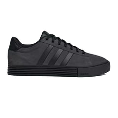 adidas_daily_40_core_black_carbon_1