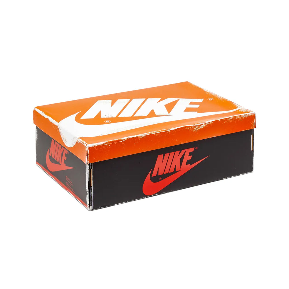 Air-Jordan-1-Retro-High-OG-Chicago-Lost-and-Found-2022-11