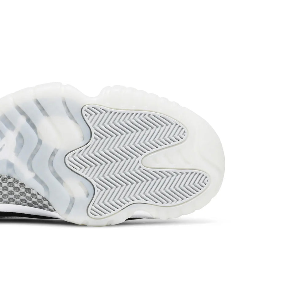 Air-Jordan-11-‘Jubilee-25th-Anniversary’-sole-close-up