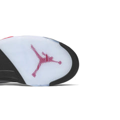 Air-Jordan-5-‘Fire-Red’-(2020)-(New)-sole-close-up