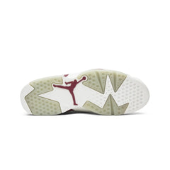 Air-Jordan-6-Retro-‘Maroon’-(2015)-6