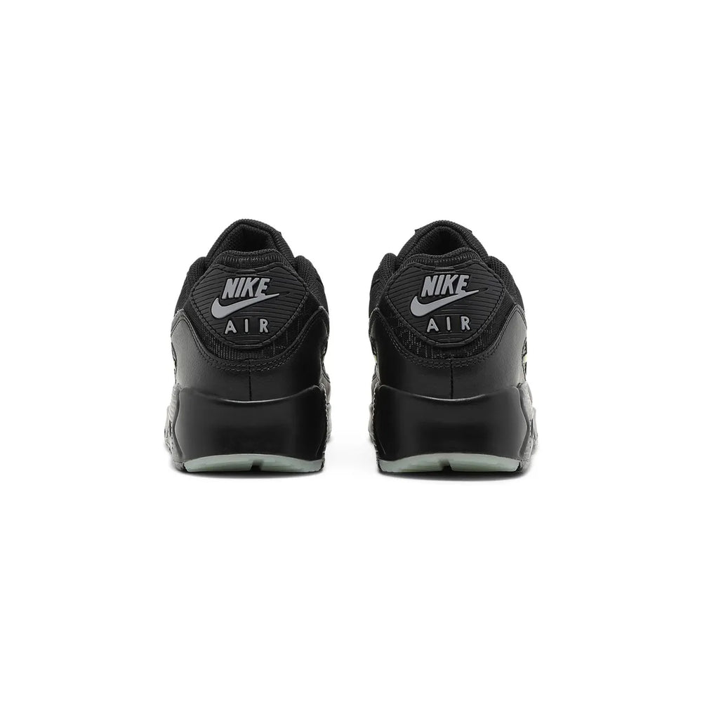 Air-Max-90-'Halloween'-(2020)-4