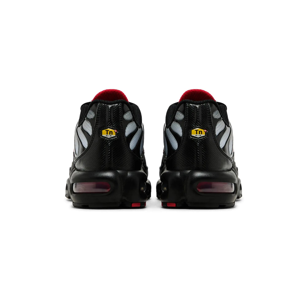 air_max_plus_black_gradient_red_2019_4