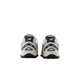new_balance_204l_silver_metallic_black_2025_4