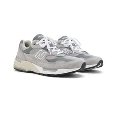 New-Balance-992-MiUSA-Grey-Silver-Metallic-2025-2