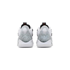 Nike-Adapt-BB-2.0-‘Oreo’-AU-Charger-4