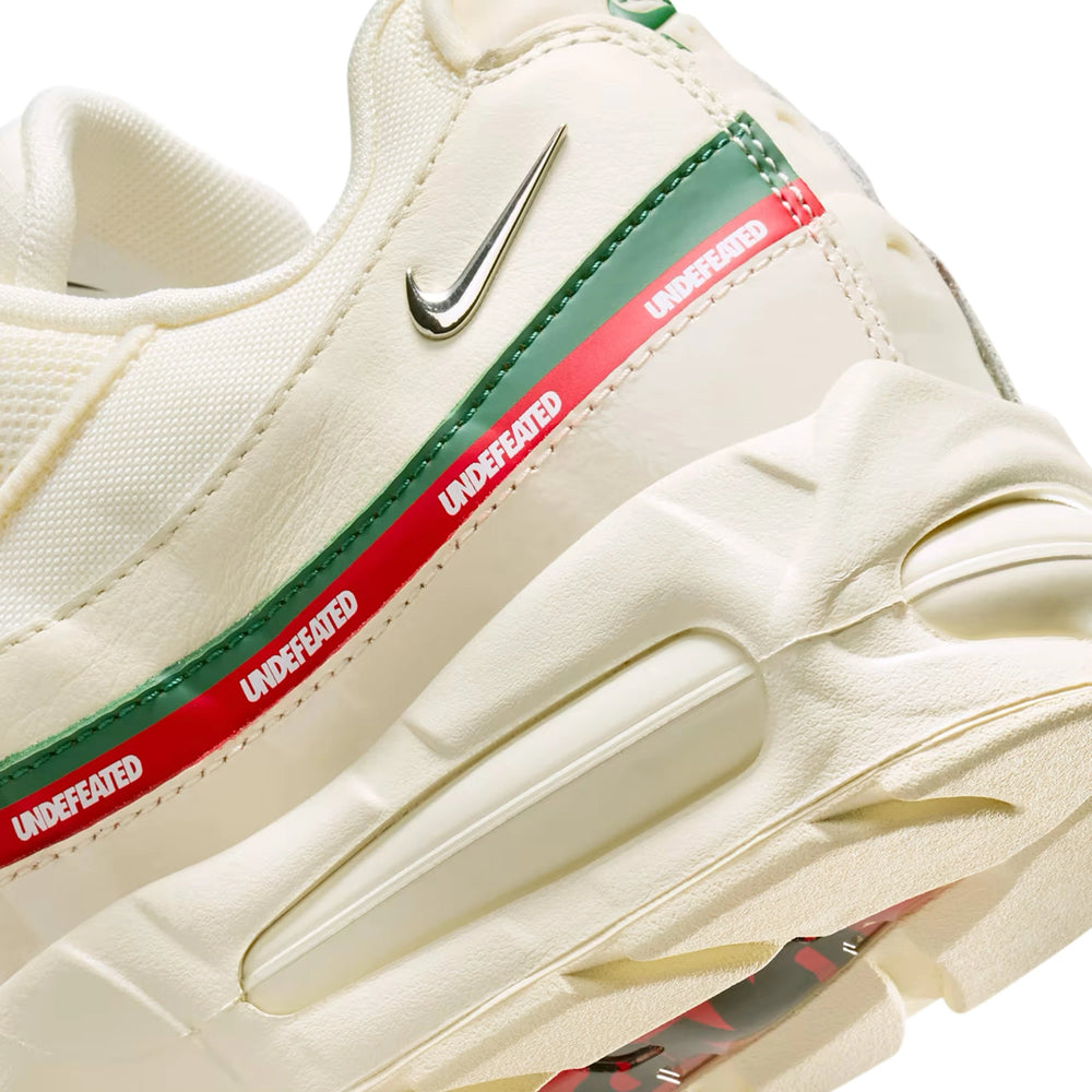 nike_air_max_95_sp_undefeated_sail_2025_8