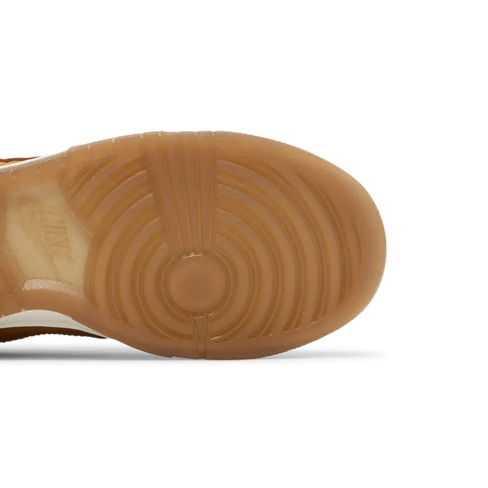 Nike-Dunk-Low-Quilted-Wheat-W-2022-8