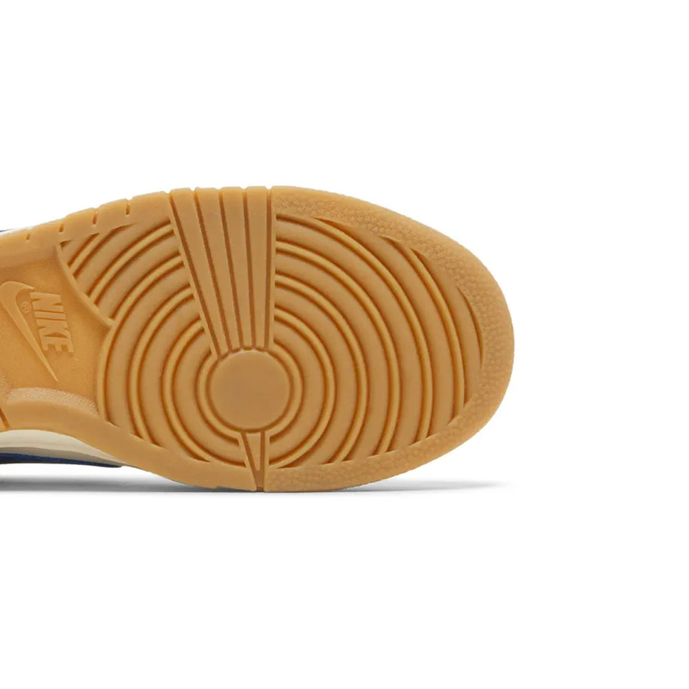 Nike-Dunk-Low-SE-Sail-Dark-Marina-Blue-2022-8