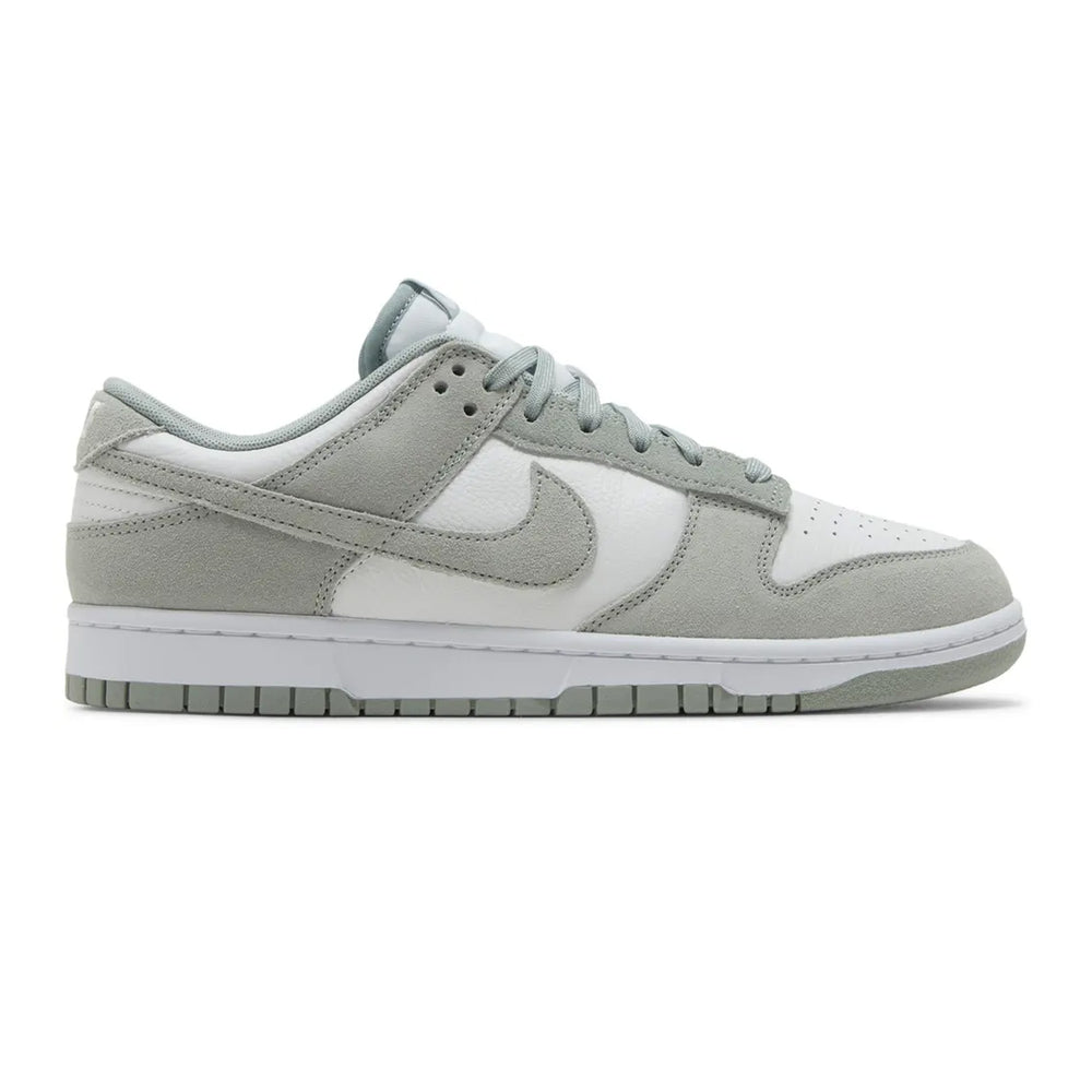 Nike-Dunk-Low-SE-‘White-Light-Pumice’-(2024)-1