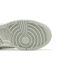 Nike-Dunk-Low-Twist-‘Light-Silver’-Women’s-sole-close-up