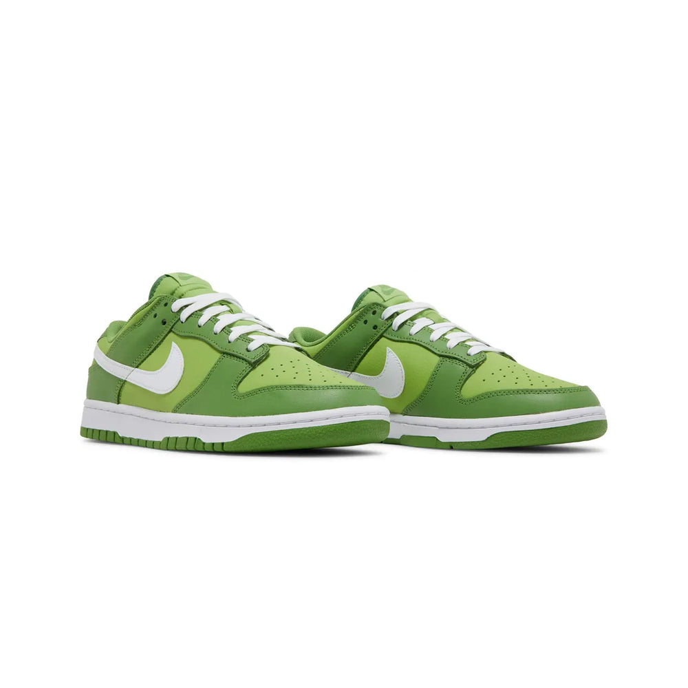 Nike-Dunk-Low-‘Chlorophyll’-(2022)-2