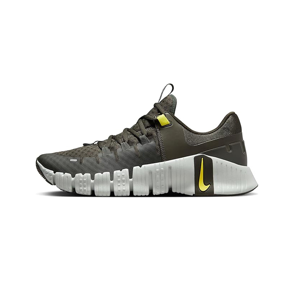 Nike-Free-Metcon-5-‘Sequoia-High-Voltage’-(2023)-side-2