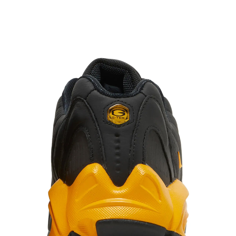 Nike-Hot-Step-Air-Terra-‘Drake-NOCTA-Black-Yellow’-(2022)-back-close-up