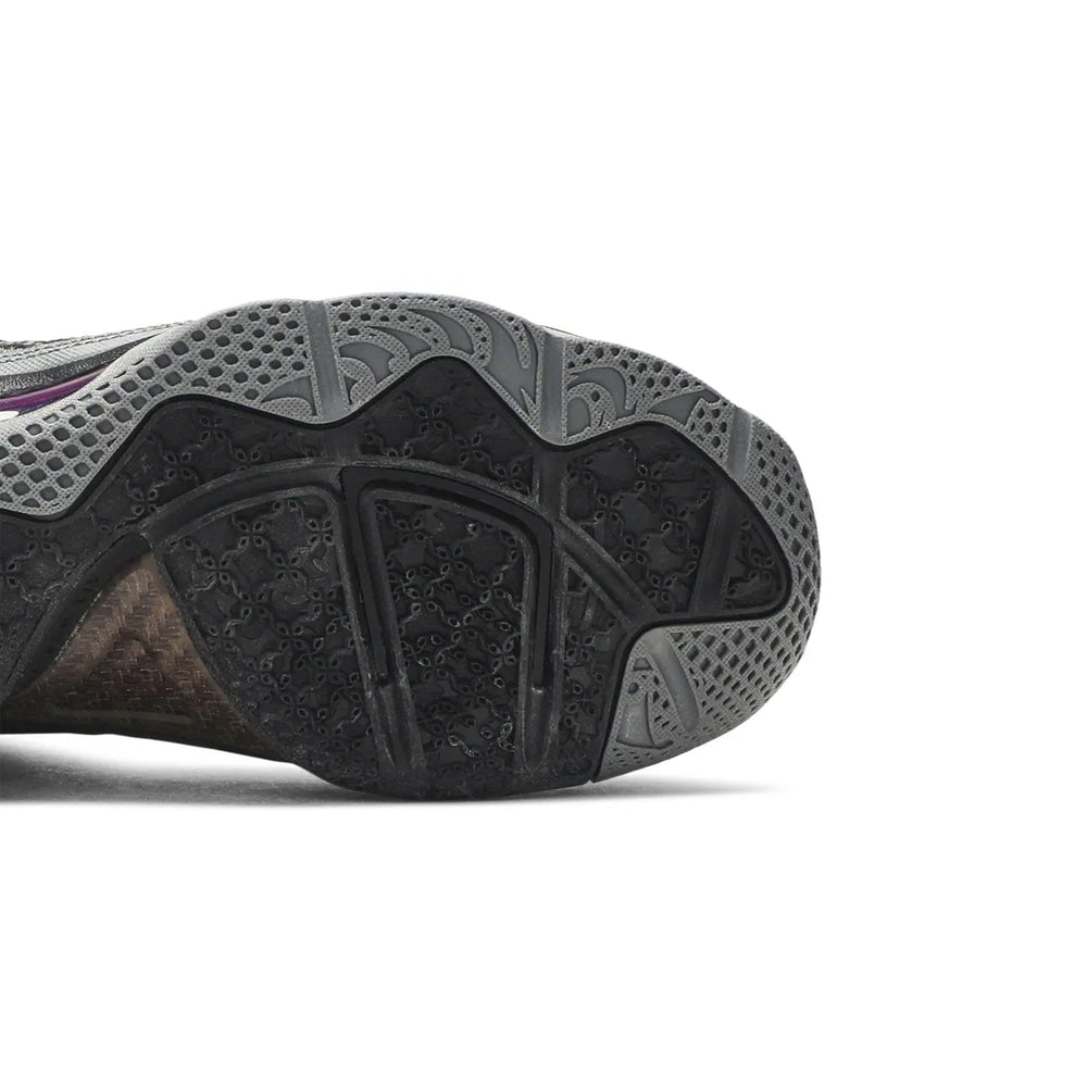 Nike-LeBron-9-Miami-Nights-2011-7