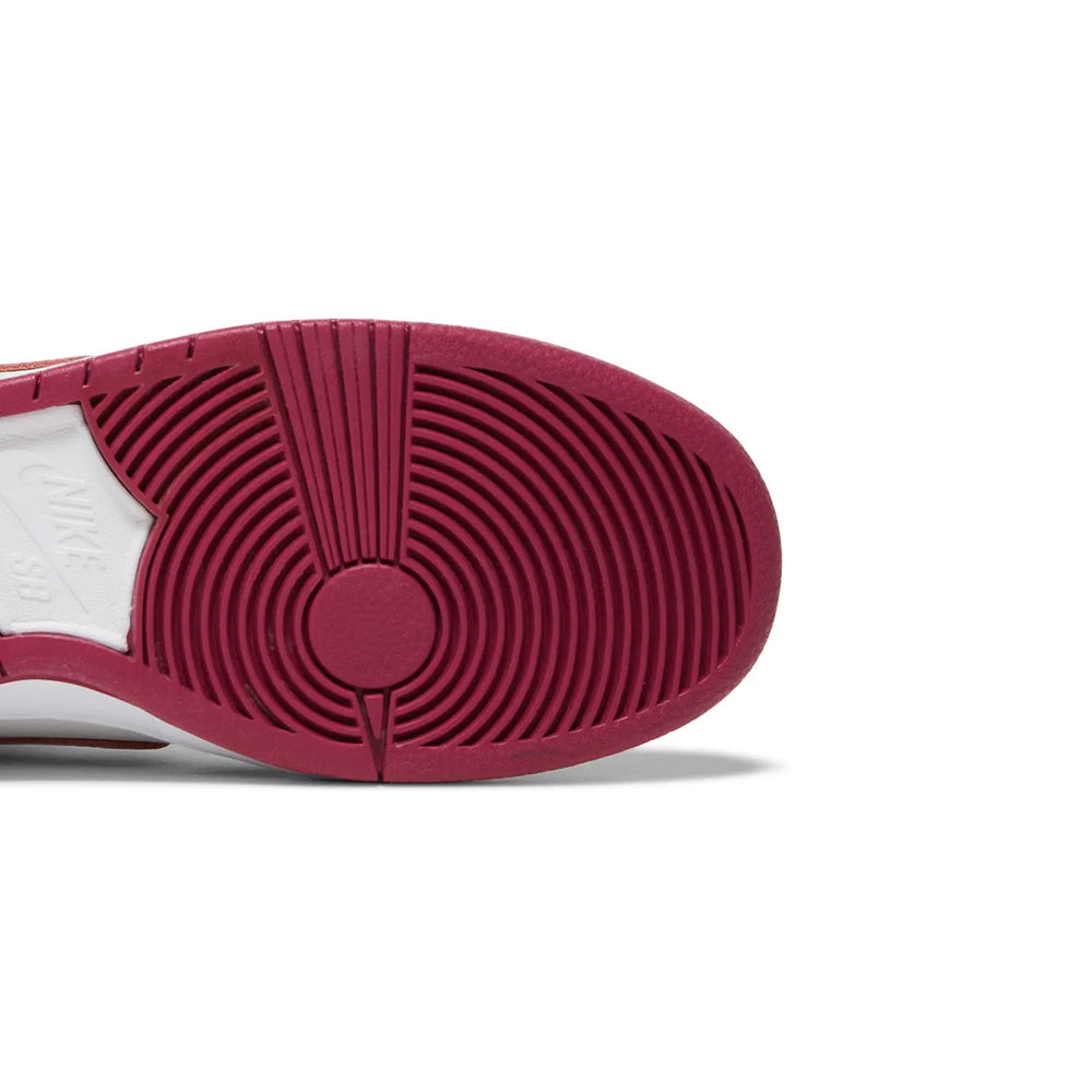 Nike-SB-Dunk-High-Pro-‘Sweet-Beet’-8