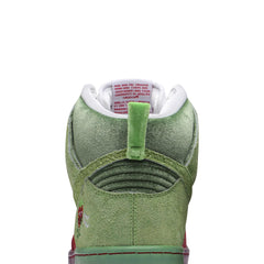 Nike-SB-Dunk-High-‘Strawberry-Cough’-(2021)-back-close-up