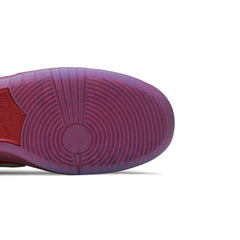 Nike-SB-Dunk-High-‘Strawberry-Cough’-(2021)-sole-close-up