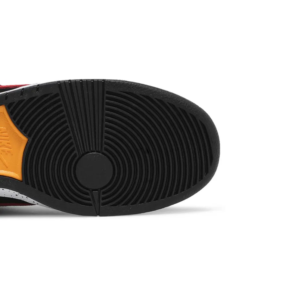 Nike-SB-Dunk-Low-ACG-Terra-8