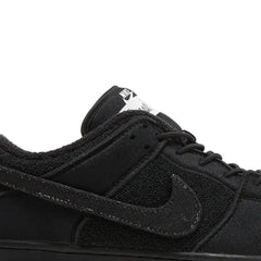 Nike-SB-Dunk-Low-X-Gnarhunters-Black-2022-8