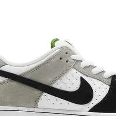 Nike-SB-Dunk-Low-‘Chlorophyll’-(2022)-6