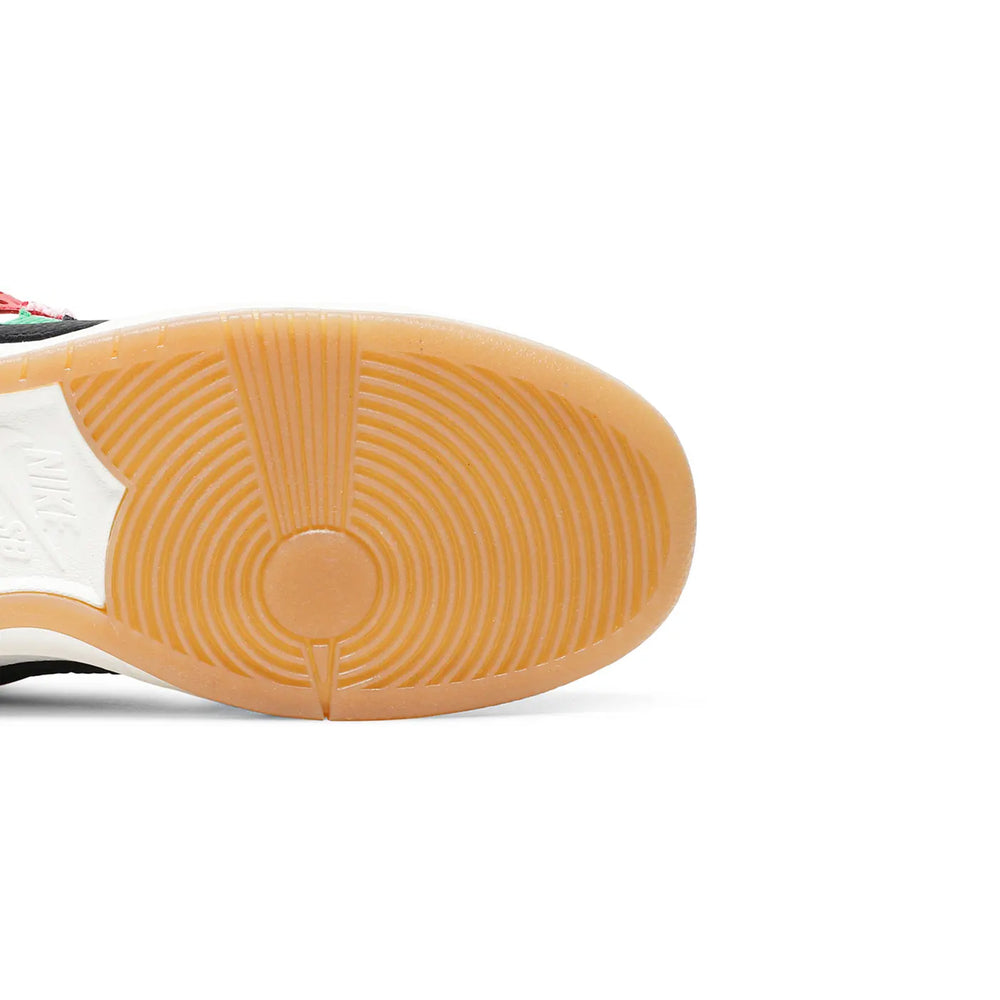 Nike-SB-Dunk-Low-‘Frame-Skate-Habibi’-(2020)-sole-close-up