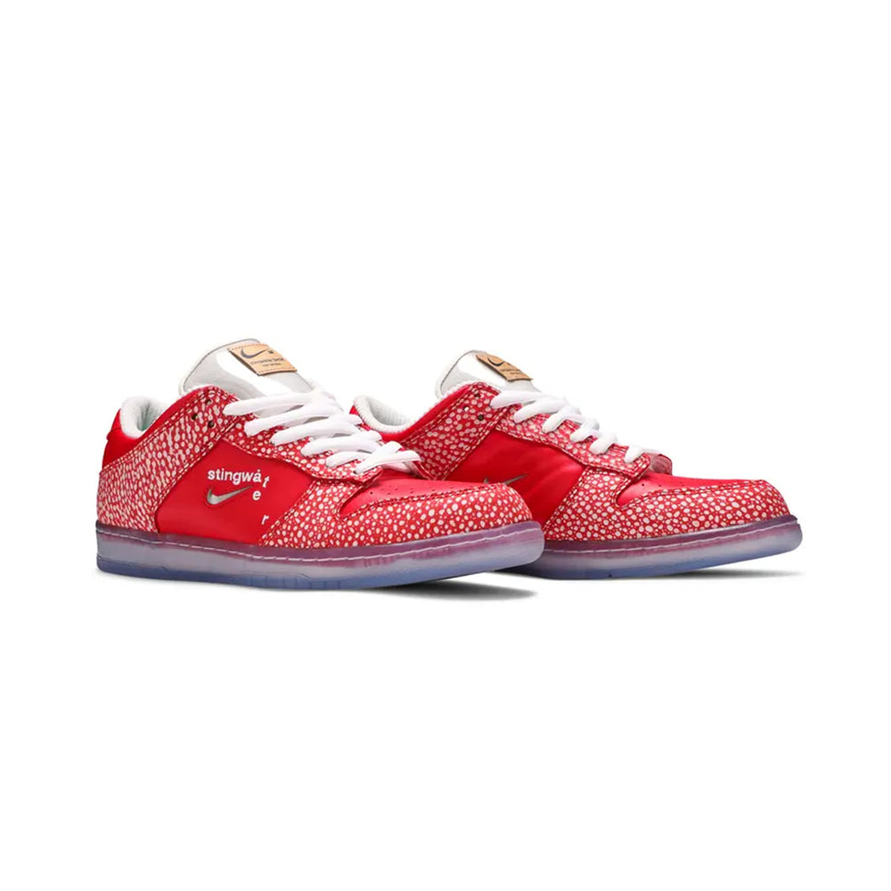 Nike-SB-Dunk-Low-‘Stingwater-Magic-Mushroom’-(2021)-2