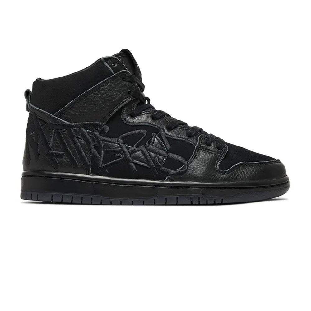 Nike-SB-Dunk-X-FAUST-Black-Gold-2022-1