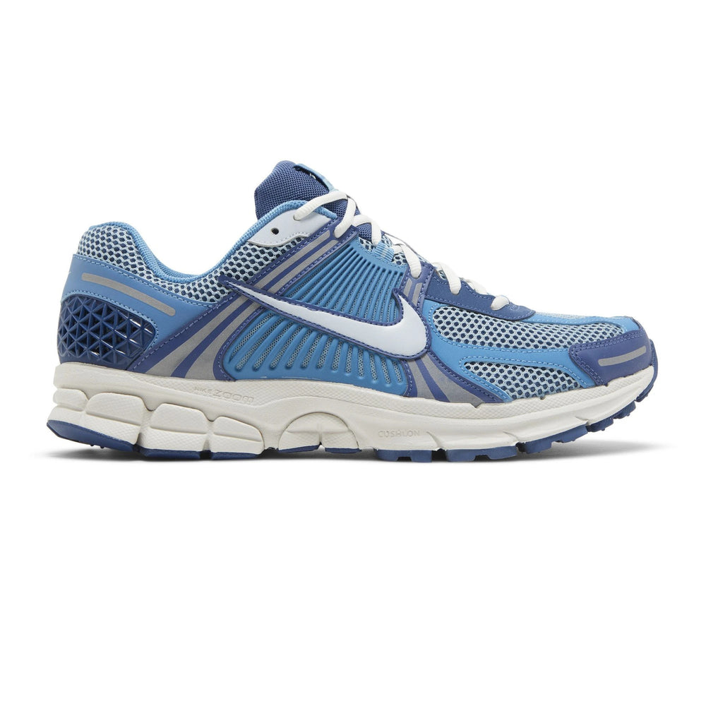 nike_zoom_vomero_5_mystic_navy_worn_blue_2023_1
