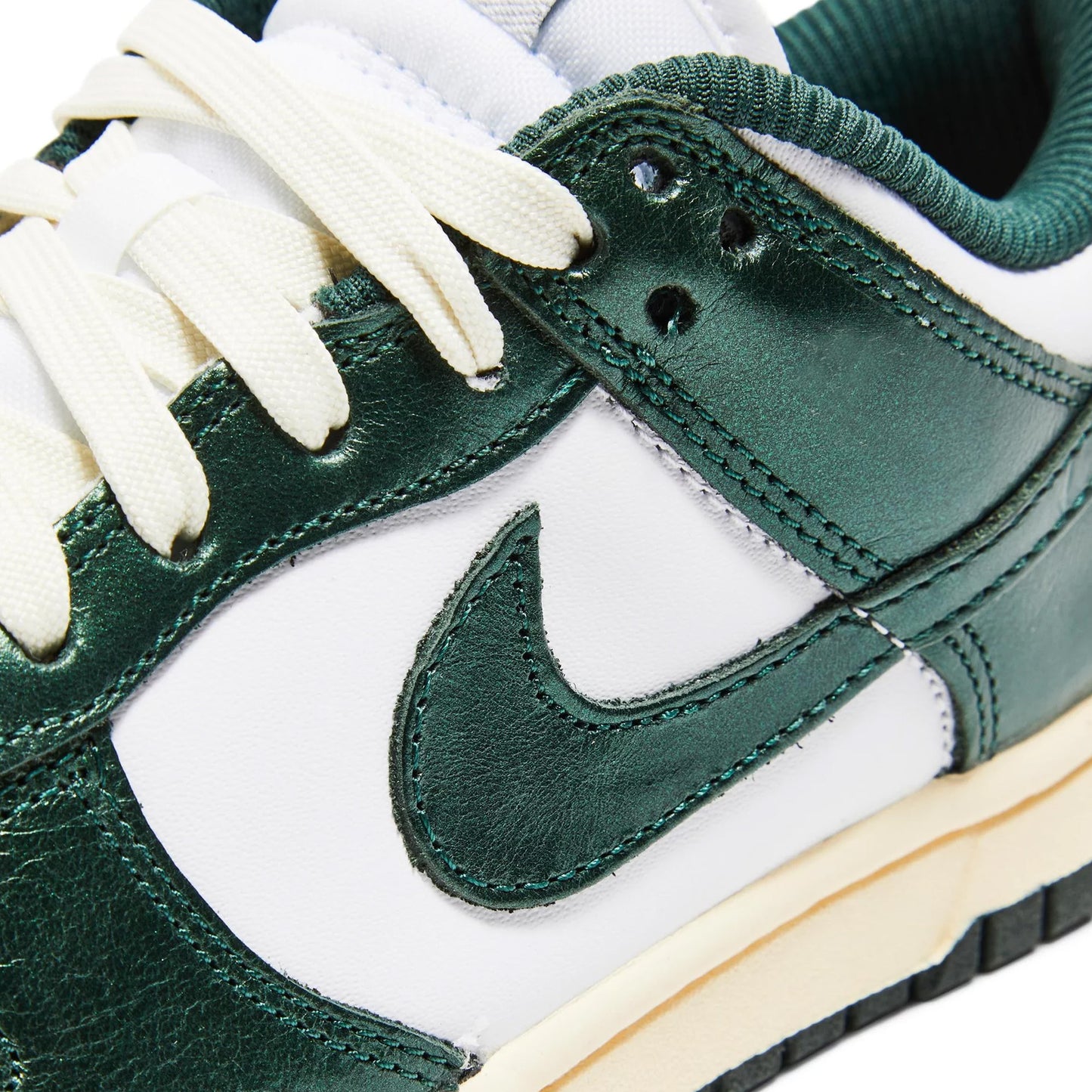 Nike Dunk Low 'Vintage Green' Women's (2022)