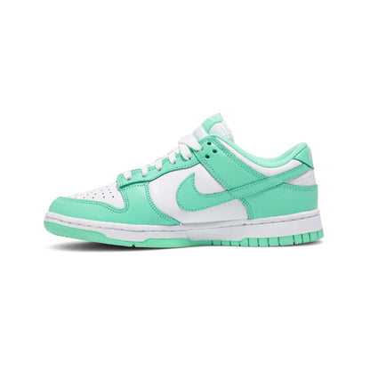 Nike Dunk Low 'Green Glow' Women's (2021)