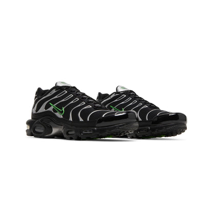 Air Max TN Plus 'Black Silver Green Strike' (2021)