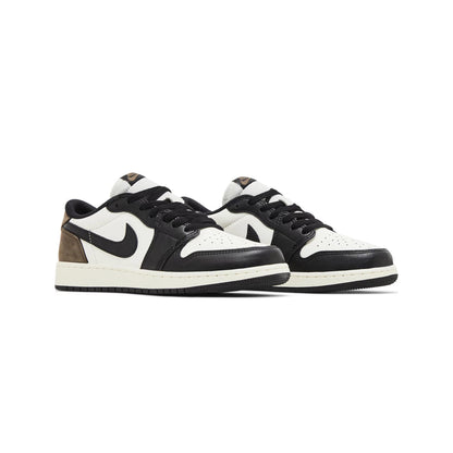 Air Jordan 1 Retro Low OG 'Mocha' GS (2024)