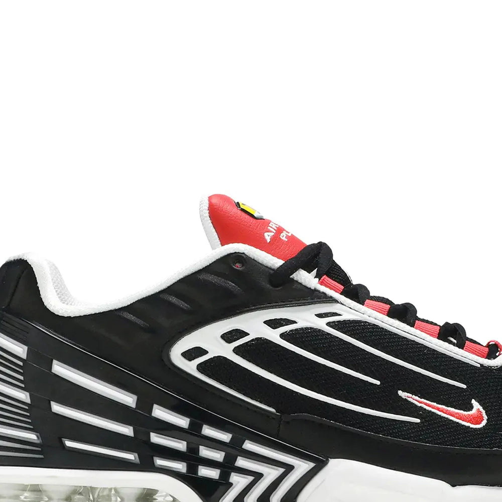 air_max_plus_3_black_white_track_red_2020_5
