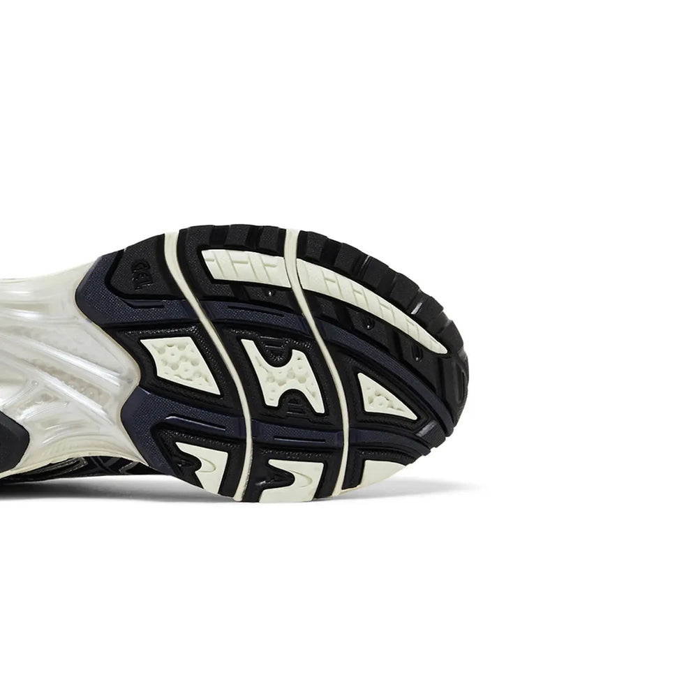 asics_gel_nimbus_101_black_midnight_2025_8