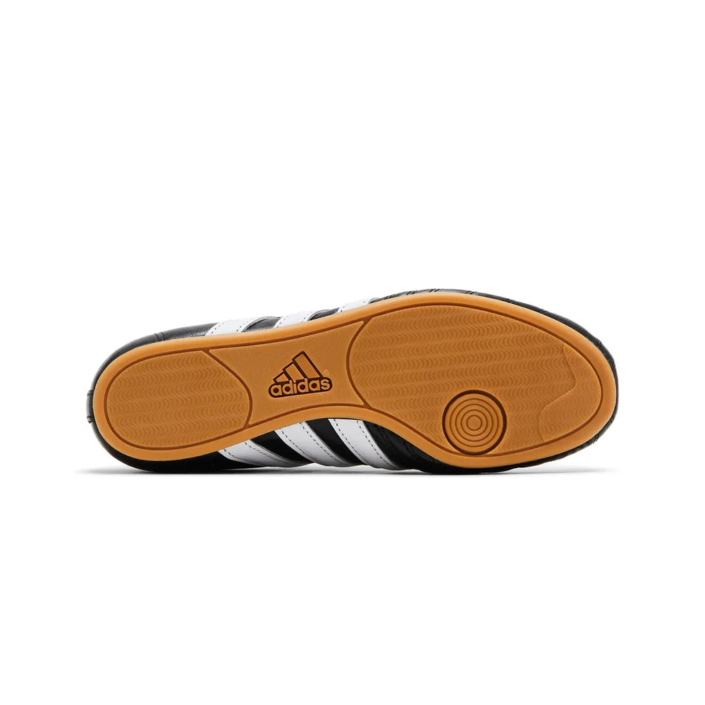 adidas_taekwondo_core_black_cloud_white_gum_2025_10