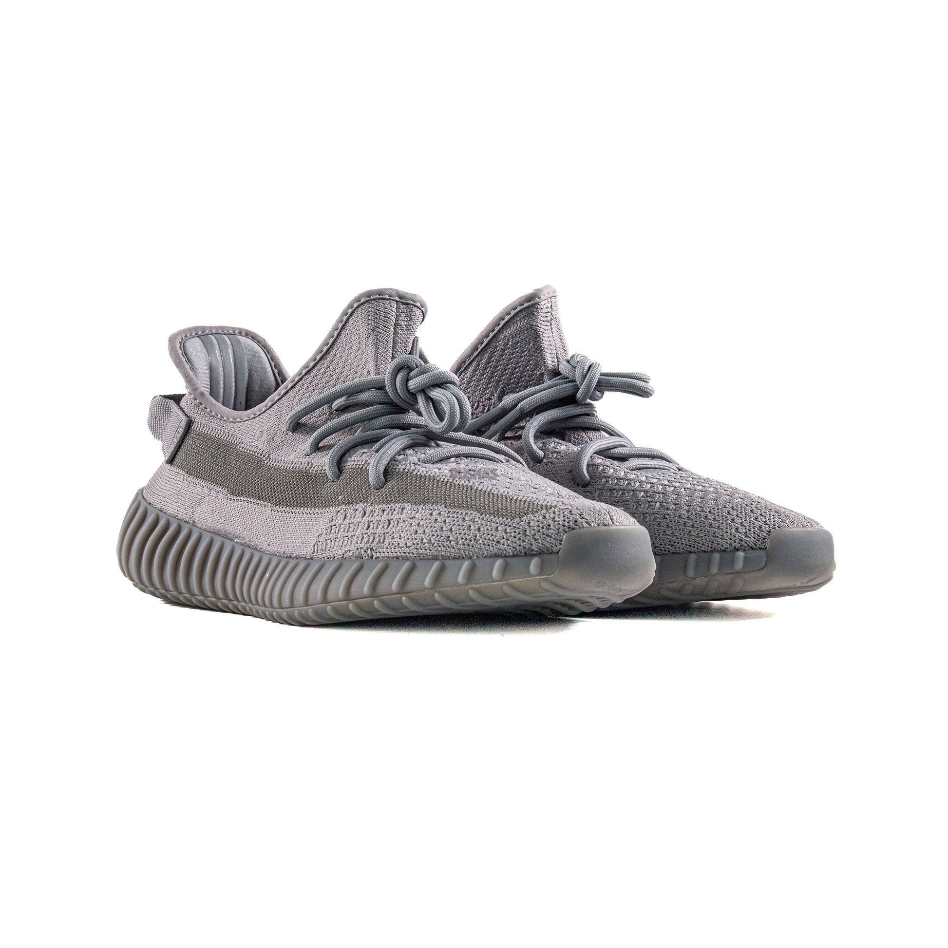 Adidas-Yeezy-Boost-350-V2-Steel-Grey-2024