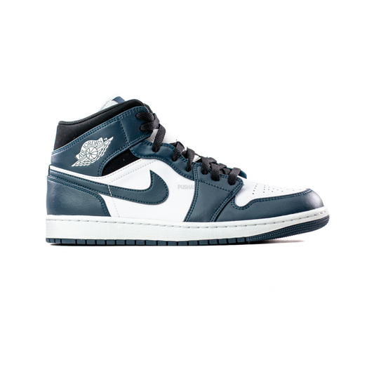 Air-Jordan-1-Mid-Armory-Navy-2022