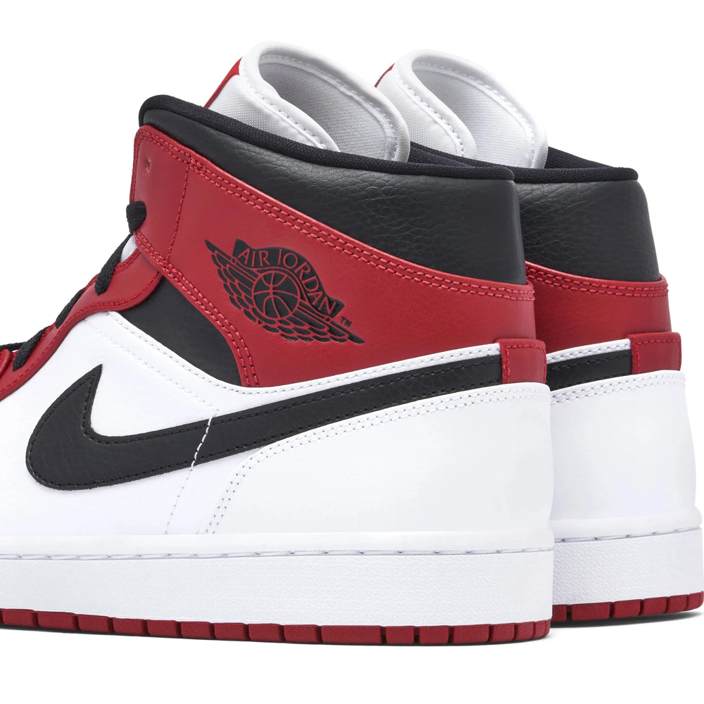 air_jordan_1_mid_chicago_white_heel_11