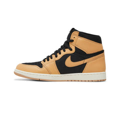 Air-Jordan-1-Retro-High-OG-‘Heirloom’-(2022)-side-2